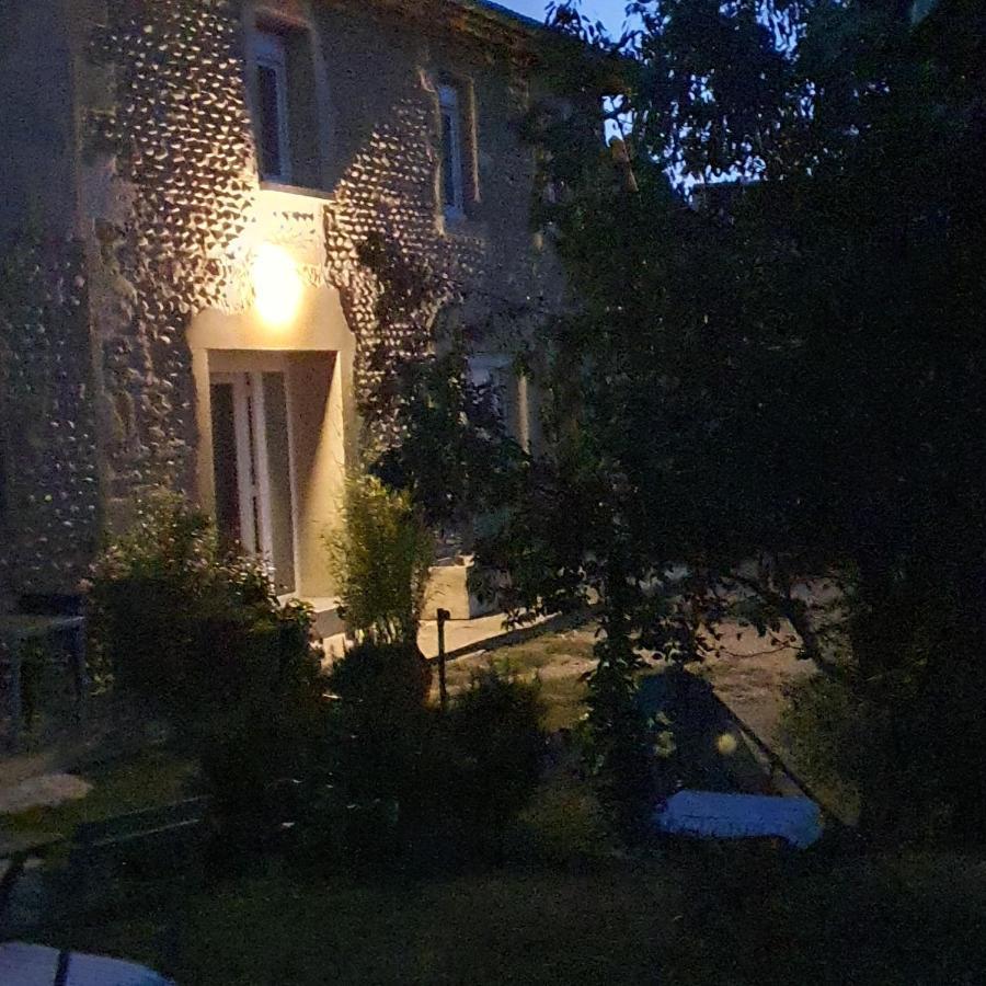 Figuets 3 Leilighet Chateauneuf-de-Galaure Eksteriør bilde